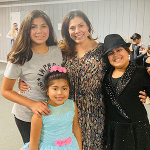 Meet your Posher, Angela